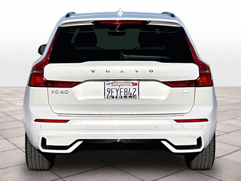 Used 2023 Volvo XC60 T8 Plus AWD/4WD image 6