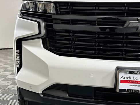 Used 2023 Chevrolet Tahoe RST w/ Luxury Package RWD image 17