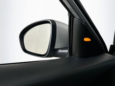 Used 2022 Nissan Altima 2.5 SV image 16