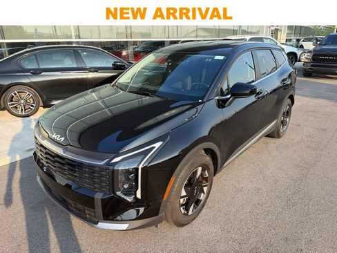 Used 2026 Kia Sportage LX FWD image 1