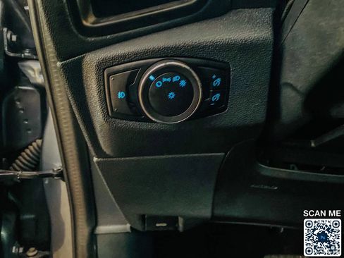 Used 2021 Ford EcoSport SE w/ SE Appearance Package image 19