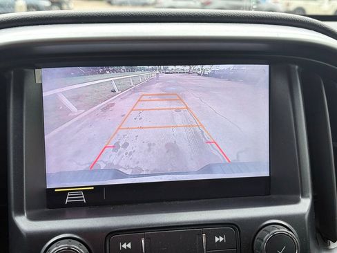 Used 2020 Chevrolet Colorado LT w/ LT Convenience Package image 10