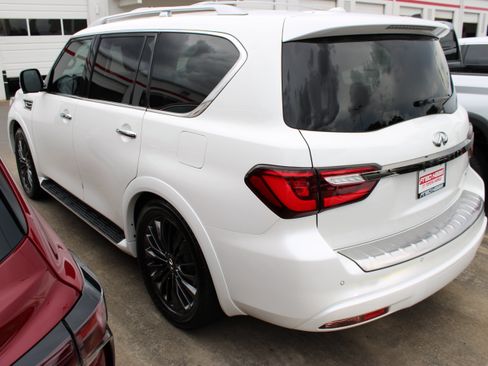 Used 2021 INFINITI QX80 Premium Select w/ Cargo Package RWD image 7