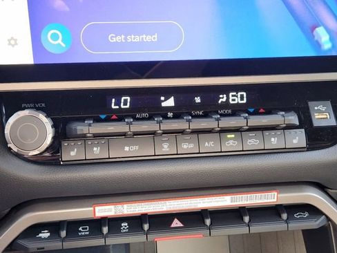 New 2025 Toyota Tundra Limited image 14