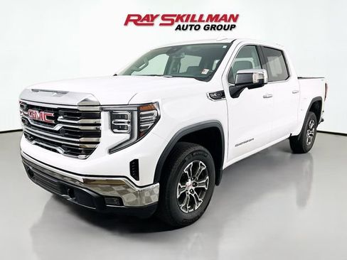 Used 2026 GMC Sierra 1500 SLT AWD/4WD image 3