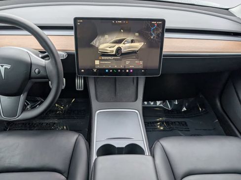 Used 2022 Tesla Model 3 Performance image 17