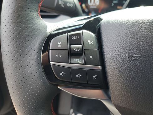 Used 2025 Ford Explorer ST-Line w/ ST-Line Street Pack AWD/4WD image 11