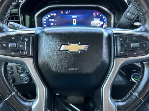Used 2024 Chevrolet Silverado 3500 LTZ w/ LTZ Convenience Package AWD/4WD image 9