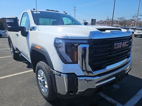 New 2026 GMC Sierra 2500 Pro w/ Convenience Package AWD/4WD image 7