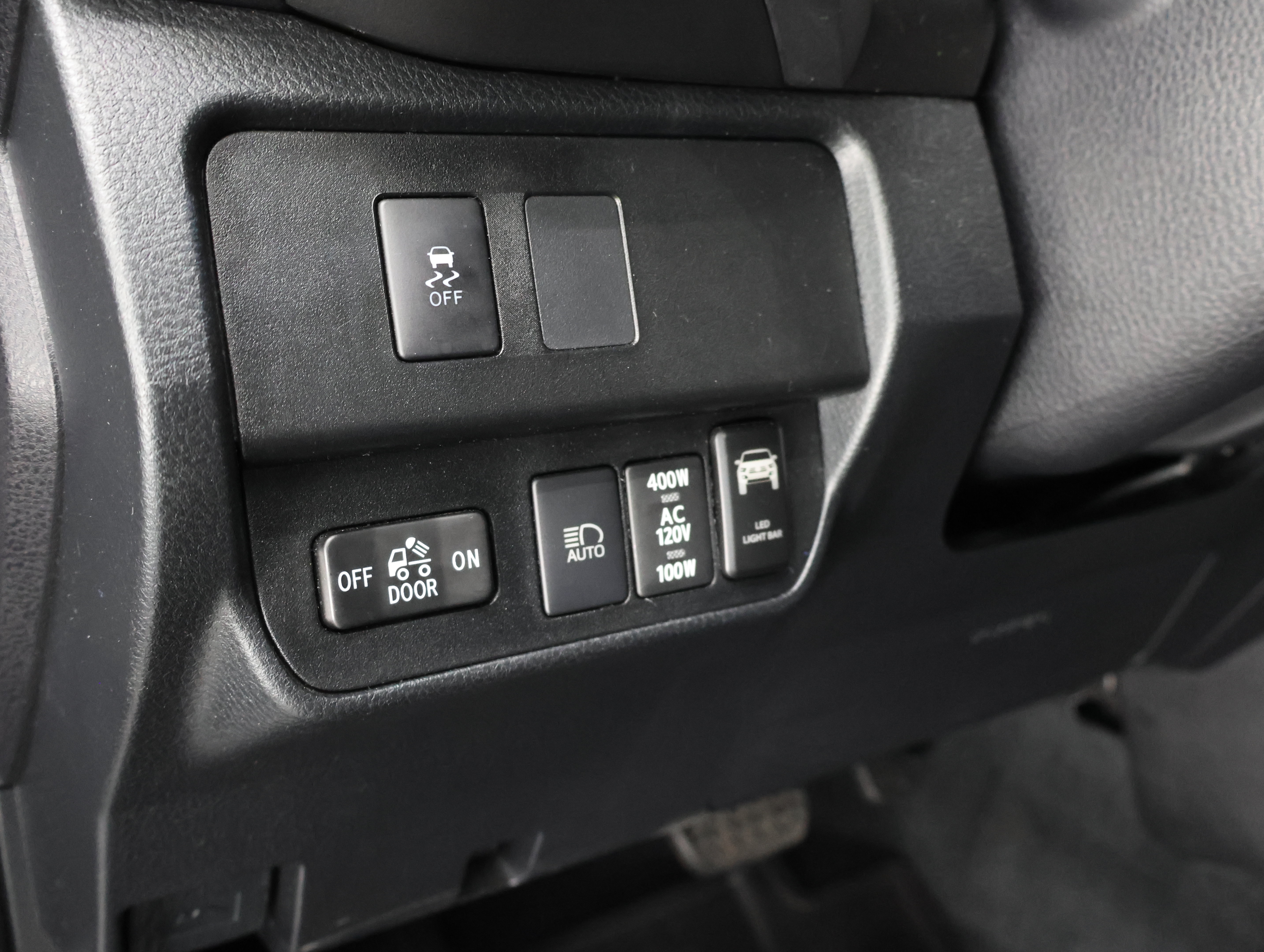 Used 2021 Toyota Tacoma TRD Off-Road w/ TRD Premium Off Road Package AWD/4WD image 42