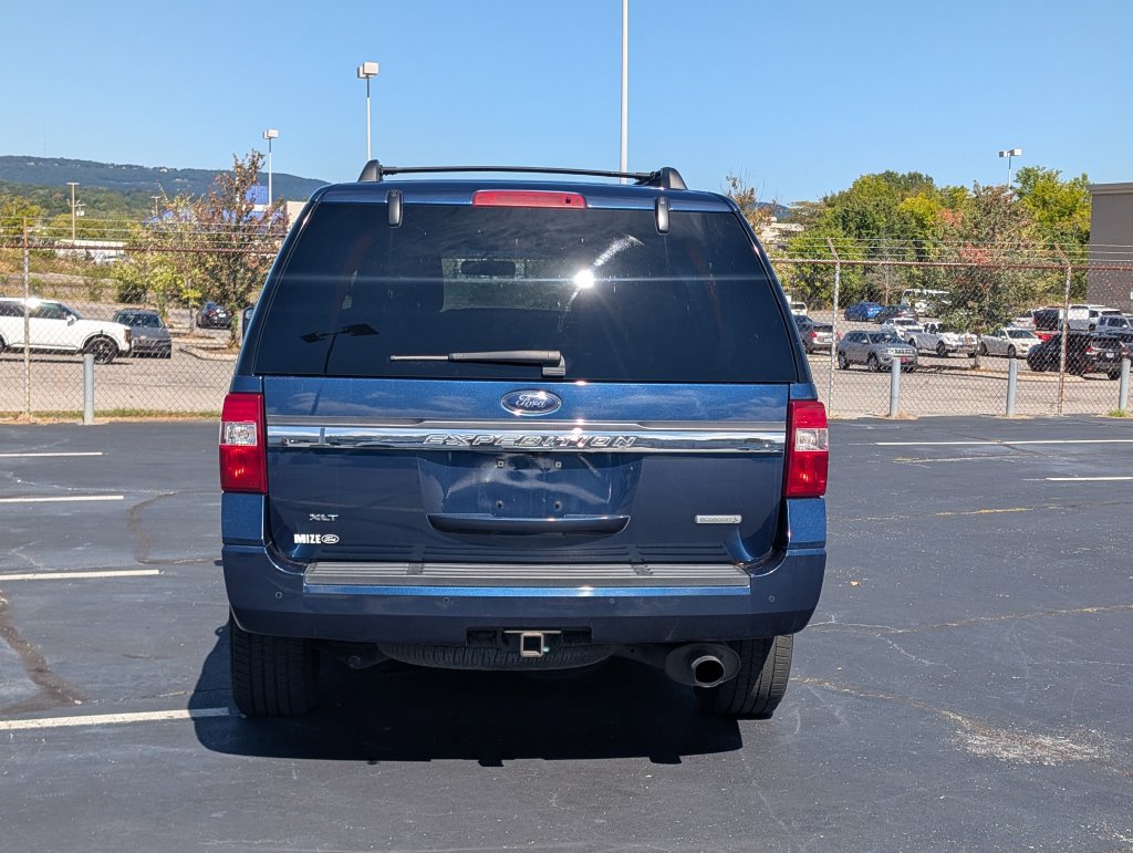 Used 2017 Ford Expedition XLT AWD/4WD image 8
