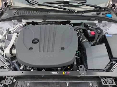 New 2026 Volvo V60 B5 Cross Country Ultra w/ Protection Package Premier image 14