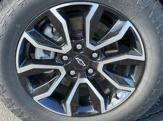 New 2025 Chevrolet TrailBlazer ACTIV w/ Convenience Package FWD video 5