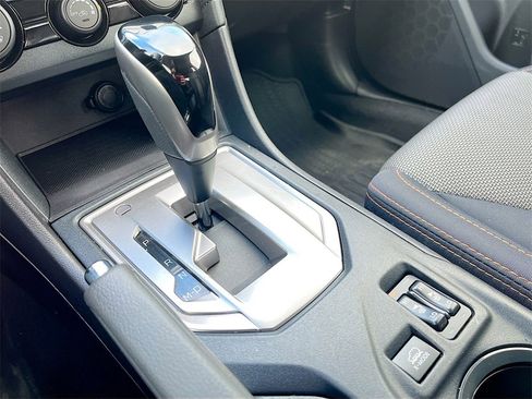 Used 2018 Subaru Crosstrek 2.0i Premium w/ Moonroof Package image 16