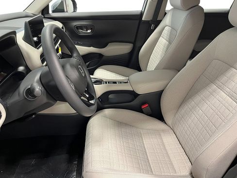 Used 2026 Honda HR-V LX image 12