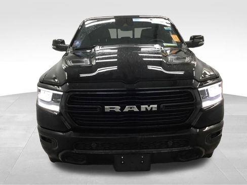 Used 2023 RAM 1500 Laramie AWD/4WD image 3