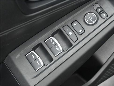 New 2025 Honda Accord LX image 13