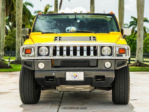 Used 2003 HUMMER H2 w/ Preferred Equipment Group image 13
