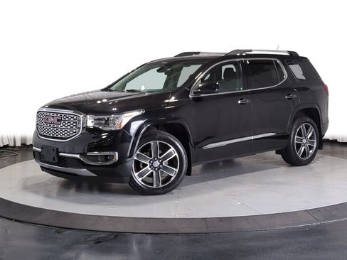 Used 2017 GMC Acadia Denali w/ Technology Package AWD/4WD image 1