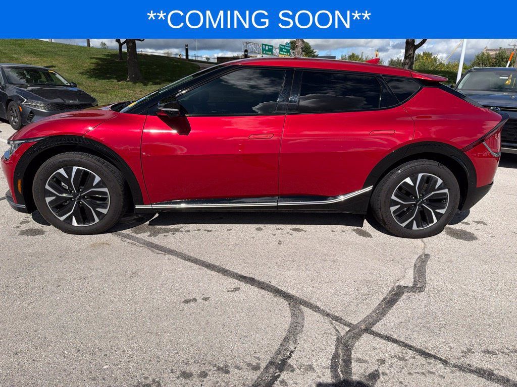 Used 2024 Kia EV6 Wind w/ Wind Technology Package AWD/4WD image 10