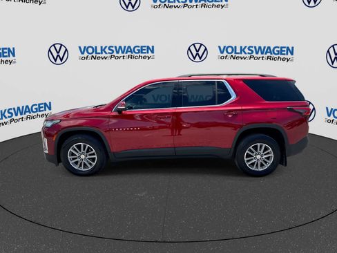 Used 2023 Chevrolet Traverse LT AWD/4WD image 11