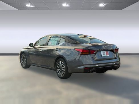 New 2025 Nissan Altima 2.5 SV w/ SV Premium Package image 3