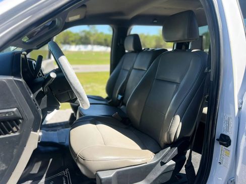 Used 2019 Ford F150 XL w/ Equipment Group 101A Mid AWD/4WD image 8