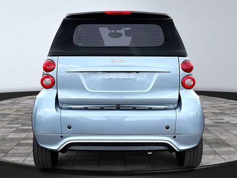 Used 2013 smart fortwo passion image 4