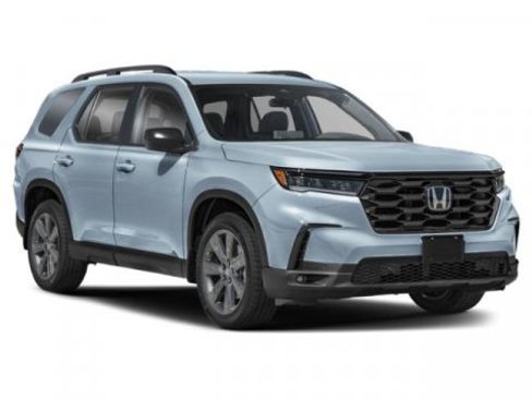 Used 2025 Honda Pilot Sport image 6