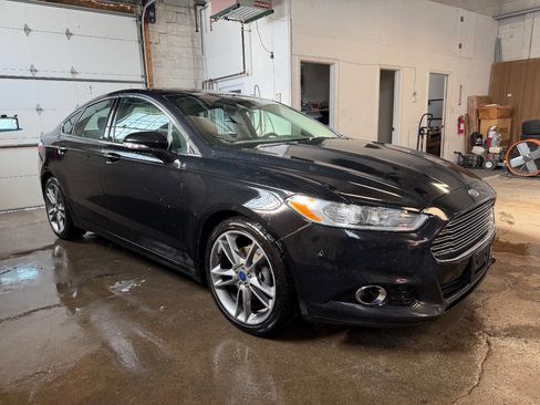 Used 2016 Ford Fusion Titanium image 6