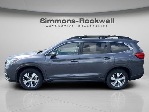 Used 2022 Subaru Ascent Premium w/ Convenience Package image 4