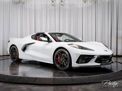 Used 2024 Chevrolet Corvette Stingray Premium Cpe w/ Z51 Performance Package RWD image 23