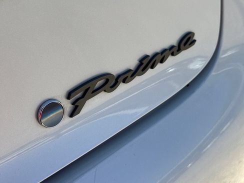 Used 2023 Toyota Prius Prime FWD image 10
