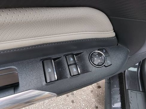 Used 2024 Ford Mustang Premium RWD image 17