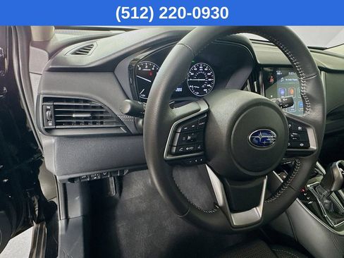 Used 2025 Subaru Outback Premium AWD/4WD image 12