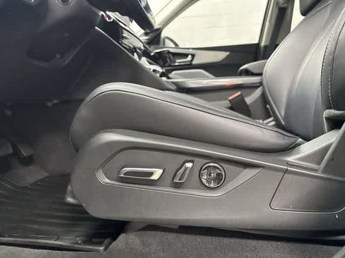 Used 2025 Acura MDX w/ Technology Package FWD image 27