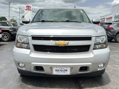 Used 2012 Chevrolet Suburban LT w/ Luxury Package AWD/4WD image 2