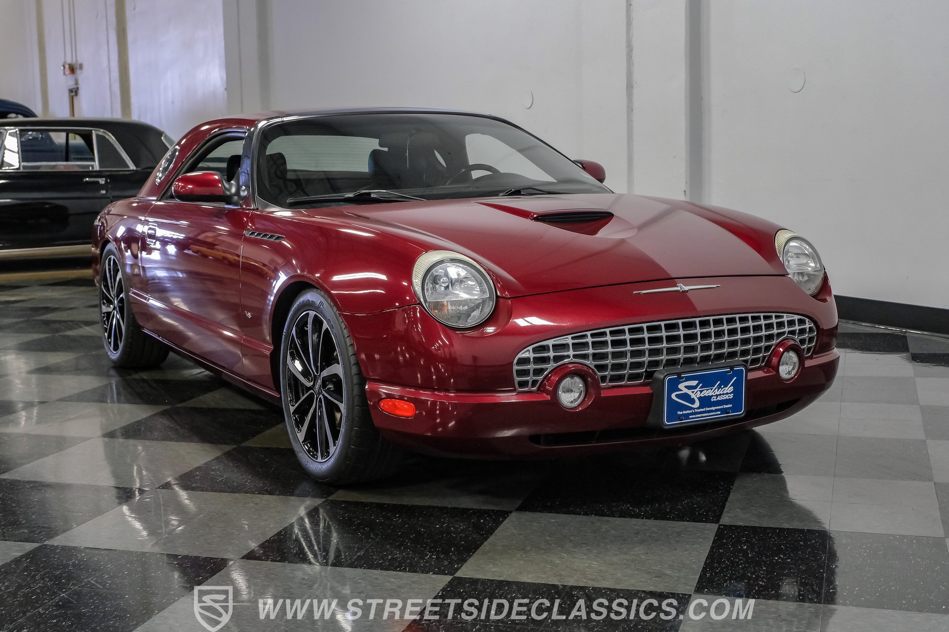 Used 2004 Ford Thunderbird RWD image 19