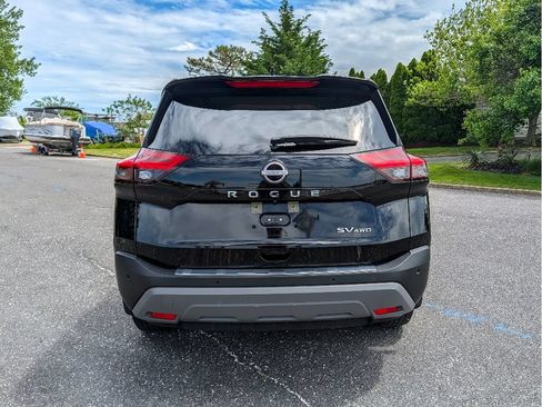 Used 2023 Nissan Rogue SV AWD/4WD image 6