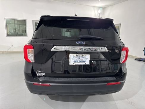 Used 2023 Ford Explorer XLT RWD image 8