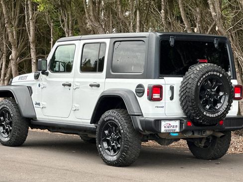 Used 2023 Jeep Wrangler Unlimited AWD/4WD image 6