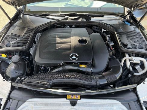 Used 2019 Mercedes-Benz C 300 Sedan w/ Premium Package image 29