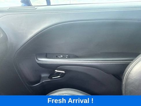 Used 2022 Dodge Challenger SRT Hellcat RWD image 12