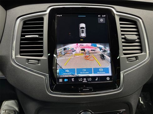 Certified 2023 Volvo XC90 B5 Core w/ Climate Package image 26