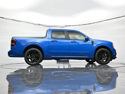 New 2025 Ford Maverick Lobo image 40