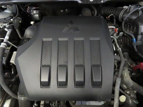 Used 2024 Mitsubishi Eclipse Cross SE AWD/4WD image 37
