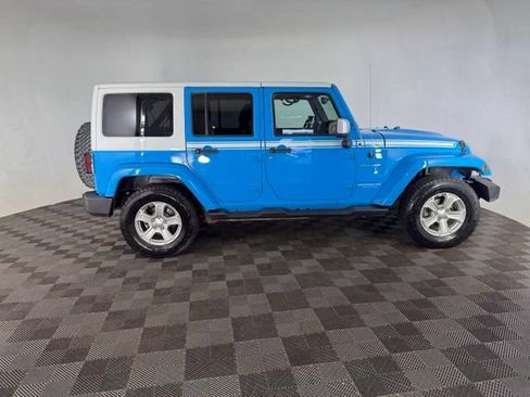 Used 2017 Jeep Wrangler Unlimited Sahara w/ Quick Order Package 24E Chief AWD/4WD image 5