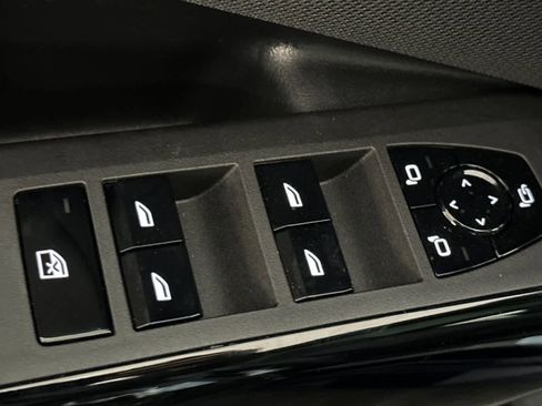 Used 2026 BMW X3 xDrive30 w/ M Sport Package image 13