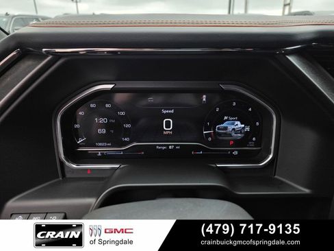 Used 2024 GMC Sierra 1500 AT4 w/ Technology Package AWD/4WD image 15