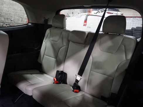 Used 2022 Kia Telluride EX w/ EX Premium Package FWD image 16